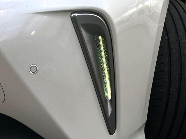 プリウス Ｓツーリングセレクション　ＡＬＰＩＮＥナビ　バックカメラ　衝突被害軽減システム　禁煙車　レーダークルーズ　ハーフレザーシート　前席シートエアコン　ドラレコ　コーナーセンサー　スマートキー　ＬＥＤヘッド　ビルトインＥＴＣ（50枚目）