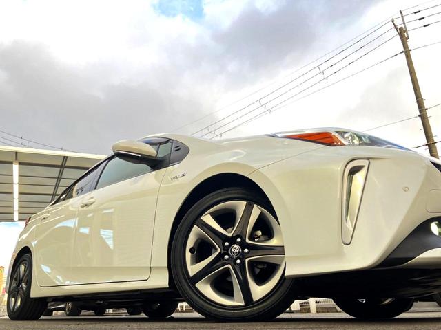 プリウス Ｓツーリングセレクション　ＡＬＰＩＮＥナビ　バックカメラ　衝突被害軽減システム　禁煙車　レーダークルーズ　ハーフレザーシート　前席シートエアコン　ドラレコ　コーナーセンサー　スマートキー　ＬＥＤヘッド　ビルトインＥＴＣ（53枚目）