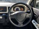 ステアリングも使用感が少なく、きれいな状態となっております♪