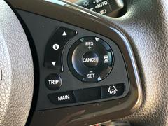 �ڥ����ץƥ��֥��롼������ȥ�����۹�®ƻϩ�Ǥ�Ĺ��Υ���Ԥ��ڤˡ�����ư��®�٤��ݤĥ��롼������ȥ����뤬�����ͷڸ������ƥ��Ϣ�Ȥ��������μ�ξ���Τ��Ƽִ֤��ݤĤ褦��®��Ĵ�ᤷ�Ƥ���ޤ����� 6