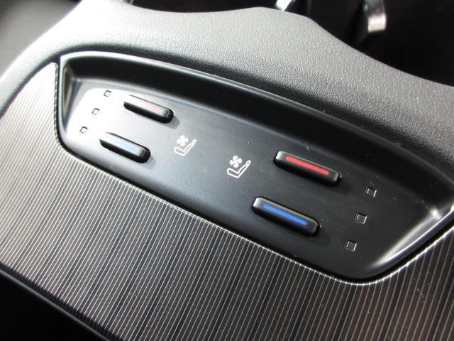 ハリアーＰＨＥＶ Ｚ　黒革シート　ＡＣ１００Ｖ電源　ＬＥＤヘッド　フルセグＴＶ　ナビＴＶ　電動パワーシート　ＥＴＣ　エアコン　バックカメラ　盗難防止装置　スマートキー　メモリーナビ　キーレス　アルミホイール　４ＷＤ車（20枚目）