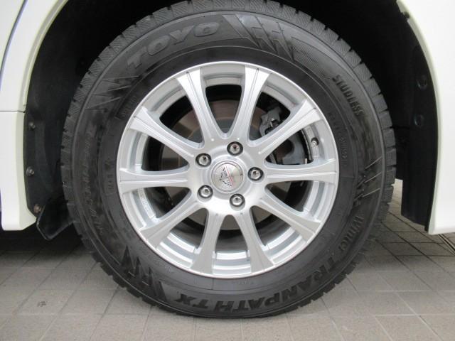 アルファード ２．５Ｓ　タイプゴールド　イモビ　バックモニタ－　ＬＥＤランプ　１オーナー車　リアオートエアコン　エアコン　ＤＶＤプレーヤー　横滑防止装置　ＡＣ１００Ｖ電源　アルミ　パワーウィンドウ　ＡＢＳ　キーレス　３列シート　メモリーナビ（5枚目）