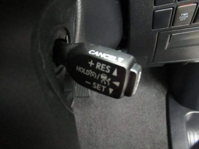アルファード ２．５Ｓ　タイプゴールド　イモビ　バックモニタ－　ＬＥＤランプ　１オーナー車　リアオートエアコン　エアコン　ＤＶＤプレーヤー　横滑防止装置　ＡＣ１００Ｖ電源　アルミ　パワーウィンドウ　ＡＢＳ　キーレス　３列シート　メモリーナビ（12枚目）