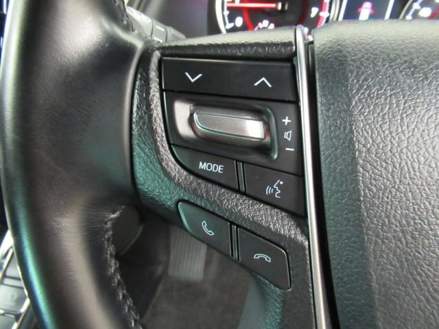 アルファード ２．５Ｓ　タイプゴールド　イモビ　バックモニタ－　ＬＥＤランプ　１オーナー車　リアオートエアコン　エアコン　ＤＶＤプレーヤー　横滑防止装置　ＡＣ１００Ｖ電源　アルミ　パワーウィンドウ　ＡＢＳ　キーレス　３列シート　メモリーナビ（14枚目）