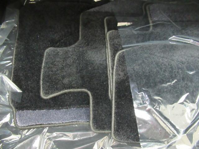 クラウンクロスオーバー Ｇアドバンスド　衝突軽減装置　フルセグテレビ　クルコン　横滑防止装置　ドライブレコーダー　ＬＥＤヘッドライト　Ｂカメラ　Ｐシート　ＥＴＣ　オートエアコン　ＡＣ１００Ｖ電源　１オーナー　エアバッグ　４ＷＤ　キーレス（28枚目）