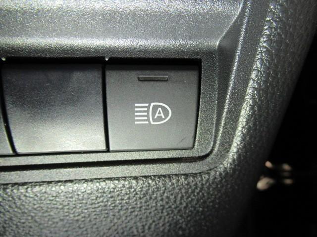 ヤリス ハイブリッドＺ　ＰＣＳ　地デジ　Ｂカメラ　ドラレコ付　ＬＥＤランプ　スマキー　ＥＴＣ付き　ナビＴＶ　ＶＳＣ　パワステ　１オナ車　クルコン　カーテンエアバック　キーフリー　ＡＢＳ　イモビ　エアコン　メモリナビ（13枚目）