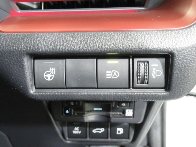 プリウス Ｚ　リアカメラ　プリクラッシュ　ＰＷシート　１オーナ　メモリナビ　ＡＣ１００Ｖ電源　ＬＥＤランプ　ナビ・ＴＶ　オートクルーズ　アルミホイール　ドライブレコーダ　ＡＣ　運転席エアバッグ　横滑り防止装置（13枚目）