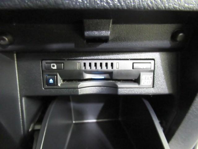 アルファード 2.5S タイプゴールド イモビ バックモニタ- LEDランプ 1オーナー車 ナビ リアオートエアコン ドライブレコーダ エアコン 横滑防止装置 AC100V電源 アルミ パワーウィンドウ ABS キーレス 3列シート(12枚目)