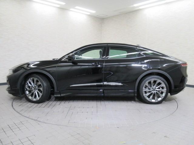 クラウンクロスオーバー Gアドバンスド・レザーパッケージ TSS レザー フルセグTV パワーシート LEDヘッドライト クルーズコントロール Bカメラ エアロ ドライブレコーダ オートエアコン アルミホイル ワンオーナー ETC付 横滑り防止装置 4WD(5枚目)