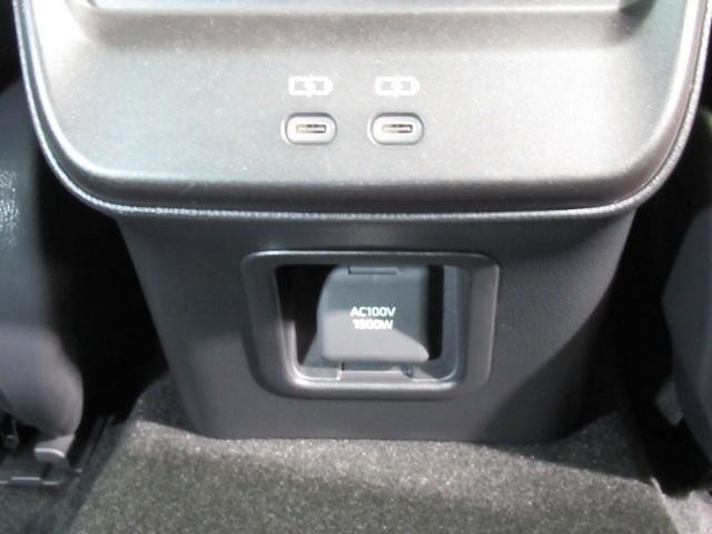 クラウンクロスオーバー Gアドバンスド・レザーパッケージ TSS レザー フルセグTV パワーシート LEDヘッドライト クルーズコントロール Bカメラ エアロ ドライブレコーダ オートエアコン アルミホイル ワンオーナー ETC付 横滑り防止装置 4WD(25枚目)