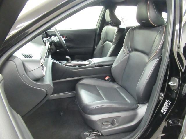 クラウンクロスオーバー Gアドバンスド・レザーパッケージ TSS レザー フルセグTV パワーシート LEDヘッドライト クルーズコントロール Bカメラ エアロ ドライブレコーダ オートエアコン アルミホイル ワンオーナー ETC付 横滑り防止装置 4WD(30枚目)