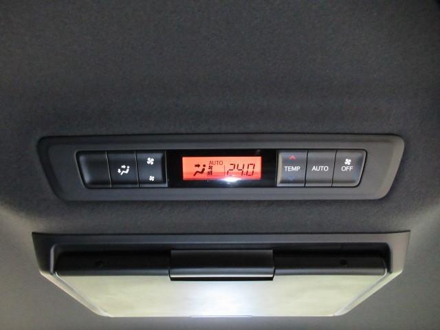 エスクァイア ハイブリッドGi プレミアムパッケージ 地上デジタル 衝突被害軽減 LEDライト 1オナ Bカメラ クルコン スマートキー メモリナビ ナビ&TV キーレス 盗難防止装置 DVD再生 ABS 3列シート ETC アルミ オートエアコン(31枚目)