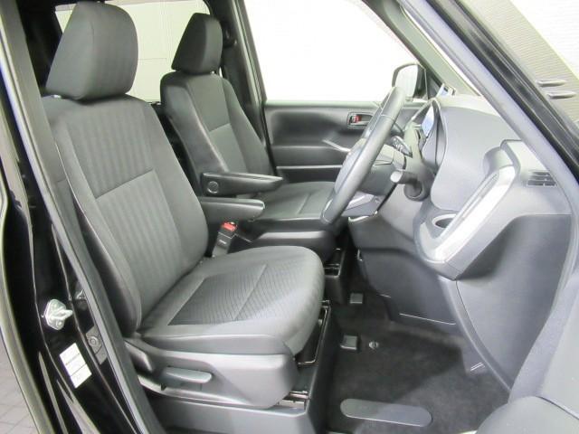 ヴォクシー S-G Rカメラ メモリーナビ アルミホイル LEDヘッドランプ 横滑り防止装置 スマートキ キーレスエントリー 3列シート ナビ&TV フルセグテレビ ワンオーナー 盗難防止システム デュアルエアコン(8枚目)