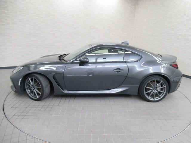 BRZ S 半革シート スマートキ キーレスエントリー アルミホイール 地デジ ヘッドライトLED ESC 盗難防止システム サイドエアバッグ クルーズコントロール AAC 助手席エアバッグ 運転席エアバッグ(4枚目)