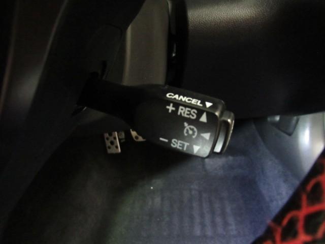 BRZ S 半革シート スマートキ キーレスエントリー アルミホイール 地デジ ヘッドライトLED ESC 盗難防止システム サイドエアバッグ クルーズコントロール AAC 助手席エアバッグ 運転席エアバッグ(11枚目)