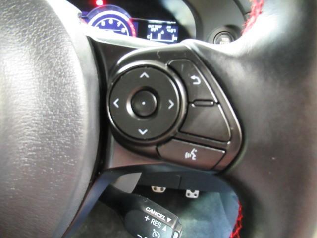 BRZ S 半革シート スマートキ キーレスエントリー アルミホイール 地デジ ヘッドライトLED ESC 盗難防止システム サイドエアバッグ クルーズコントロール AAC 助手席エアバッグ 運転席エアバッグ(12枚目)