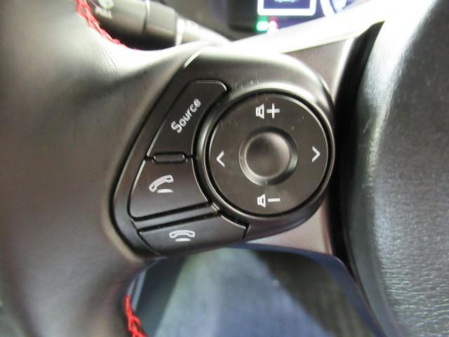 BRZ S 半革シート スマートキ キーレスエントリー アルミホイール 地デジ ヘッドライトLED ESC 盗難防止システム サイドエアバッグ クルーズコントロール AAC 助手席エアバッグ 運転席エアバッグ(13枚目)