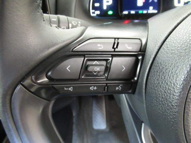 アクア Z LEDヘッドライト スマートキー 100V電源 イモビライザー アルミホイール オートクルーズコントロール エアコン ESC カーテンエアバッグ ETC キーレス パワーウインドウ ABS エアバッグ(14枚目)