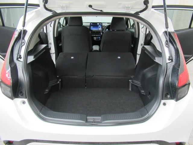 アクア Z LEDヘッドライト スマートキー 100V電源 イモビライザー アルミホイール オートクルーズコントロール エアコン ESC カーテンエアバッグ ETC キーレス パワーウインドウ ABS エアバッグ(27枚目)