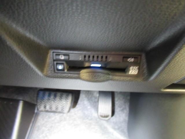 ヤリスクロス Z ワンオーナー VSC オートエアコン バックガイドモニター 盗難防止装置 メモリーナビ AWD ETC車載器 キーレス アルミホイール LEDヘッドランプ エアバッグ ABS スマートキー クルコン(11枚目)