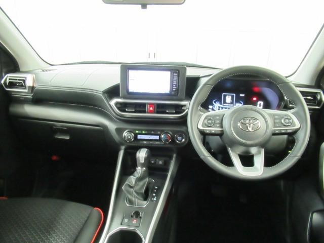 ライズ Ｚ　衝突回避システム　スマートキ－　リヤカメラ　１オナ　アルミホイール　エコアイドル　ＬＥＤライト　オートエアコン　横滑り防止機能　キーフリー　パワーウインドウ　エアバッグ　カーテンエアバック　ナビＴＶ（18枚目）