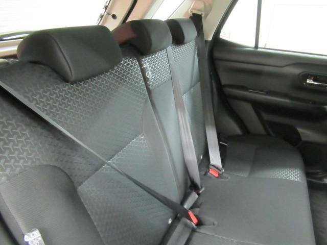 ライズ Ｚ　衝突回避システム　スマートキ－　リヤカメラ　１オナ　アルミホイール　エコアイドル　ＬＥＤライト　オートエアコン　横滑り防止機能　キーフリー　パワーウインドウ　エアバッグ　カーテンエアバック　ナビＴＶ（19枚目）