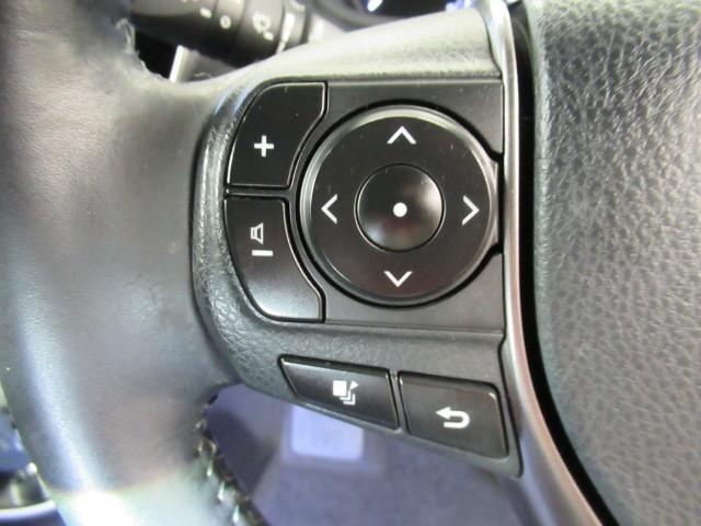 エスクァイア ハイブリッドGi プレミアムパッケージ 地上デジタル 衝突被害軽減 LEDライト Bカメラ クルコン スマートキー メモリナビ ナビ&TV キーレス ドラレコ 盗難防止装置 DVD再生 ABS 3列シート ETC アルミ オートエアコン(15枚目)