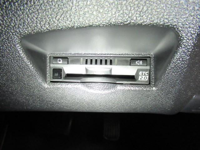 プリウス Ｓツーリングセレクション　エアバック　地デジ　１オーナー車　Ｂモニ　ＬＥＤヘッド　イモビ　オートクルーズ　横滑り防止　サイドエアバック　ドラレコ付き　ＤＶＤ再生可　ＥＴＣ　スマートキー　メモリ－ナビ　助手席エアバック　ナビＴＶ（11枚目）