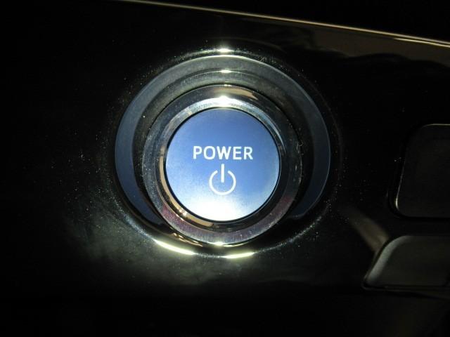 プリウス Ｓツーリングセレクション　エアバック　地デジ　１オーナー車　Ｂモニ　ＬＥＤヘッド　イモビ　オートクルーズ　横滑り防止　サイドエアバック　ドラレコ付き　ＤＶＤ再生可　ＥＴＣ　スマートキー　メモリ－ナビ　助手席エアバック　ナビＴＶ（13枚目）