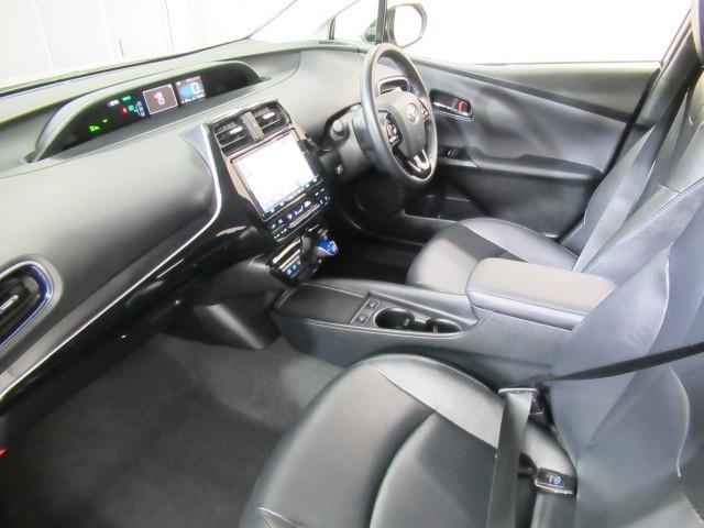 プリウス Ｓツーリングセレクション　エアバック　地デジ　１オーナー車　Ｂモニ　ＬＥＤヘッド　イモビ　オートクルーズ　横滑り防止　サイドエアバック　ドラレコ付き　ＤＶＤ再生可　ＥＴＣ　スマートキー　メモリ－ナビ　助手席エアバック　ナビＴＶ（29枚目）