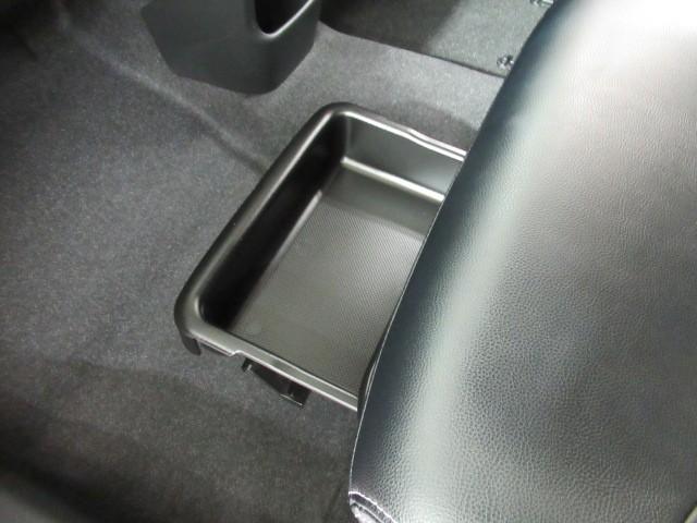 パッソ モーダ チャーム 地デジTV スマートキープッシュスタート フルオートエアコン LEDヘッドライト バックモニター メモリナビ ナビTV 横滑り防止機能 エアバック ETC ABS 助手席エアバッグ 盗難防止機能(29枚目)