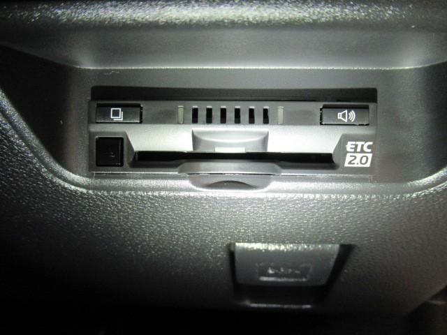 アクア X 踏み間違い防止 100V イモビ ナビ LEDヘッドライト スマートキー 横滑り防止機能 キーレスエントリー ワンオーナー オートクルーズ オートエアコン ETC カーテンエアバッグ ABS(12枚目)