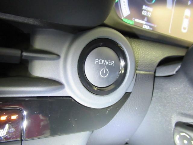 クラウンクロスオーバー Ｚ　インテリジェントクリアランスソナー　ナビＴＶ　Ｐシート　ＡＣ１００Ｖ　ドラレコ　フルセグ　キーレス　フルオートエアコン　オートクルーズコントロール　ＥＴＣ　バックカメラ　スマートキー　メモリーナビ（20枚目）