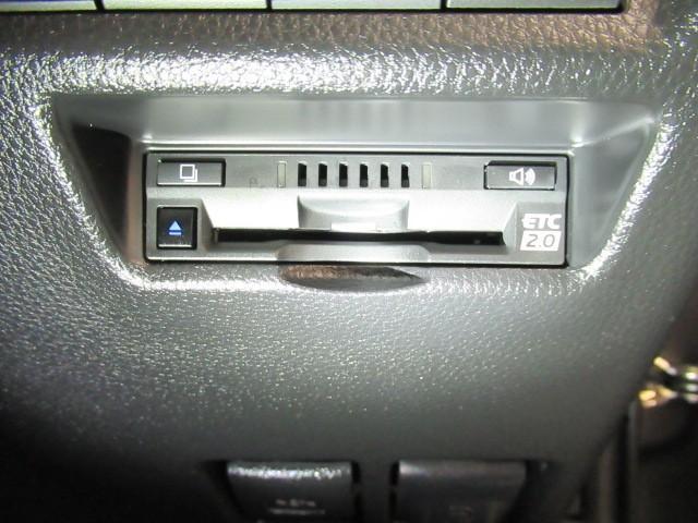 RAV4 G Bカメラ パワーウインドウ カーテンエアバック 運転席パワーシート ワンオーナ イモビライザー キーレス ETC付 LEDヘッドライ クルコン オートエアコン 横滑り防止装置 ナビ 4WD車 ABS(11枚目)