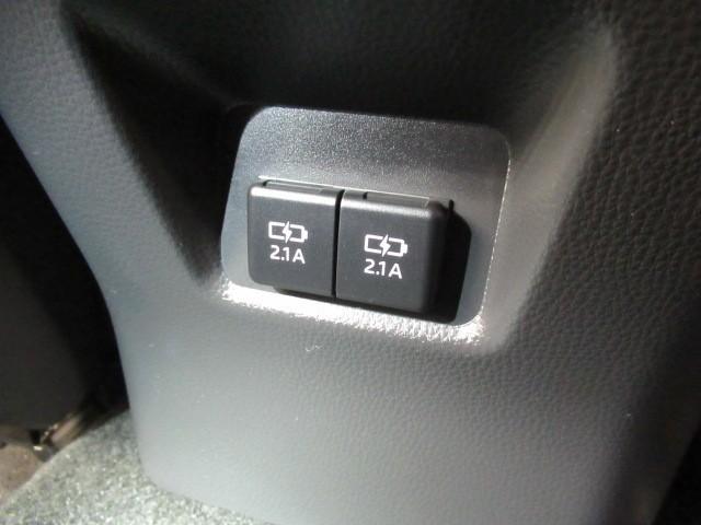 RAV4 G Bカメラ パワーウインドウ カーテンエアバック 運転席パワーシート ワンオーナ イモビライザー キーレス ETC付 LEDヘッドライ クルコン オートエアコン 横滑り防止装置 ナビ 4WD車 ABS(31枚目)