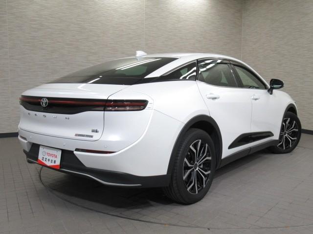 クラウンクロスオーバー Ｇアドバンスド　衝突軽減装置　フルセグテレビ　クルコン　横滑防止装置　ドライブレコーダー　ＬＥＤヘッドライト　Ｂカメラ　Ｐシート　ＥＴＣ　オートエアコン　ＡＣ１００Ｖ電源　１オーナー　エアバッグ　４ＷＤ　キーレス（6枚目）