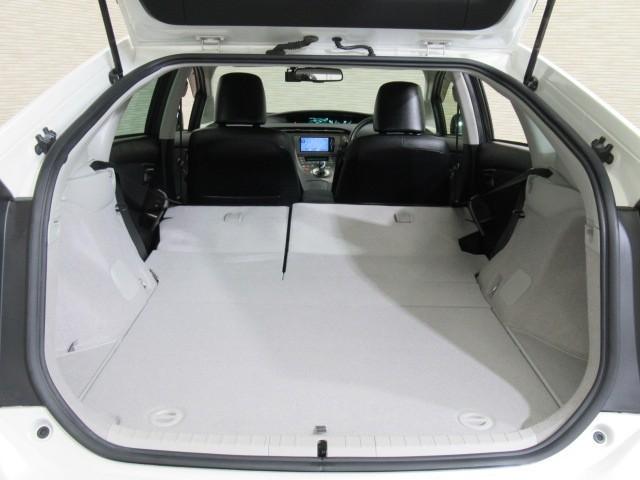 プリウス Ｇツーリングセレクション　Ｒカメラ　地デジフルセグＴＶ　１オーナー　ＬＥＤヘットライト　エアコン　セキュリティー　Ｗエアバック　エアバック　ＥＴＣ車載器　キーフリー　パワーウインド　アルミ　ナビ＆ＴＶ　ＰＳ　メモリナビ　ＡＢＳ（27枚目）