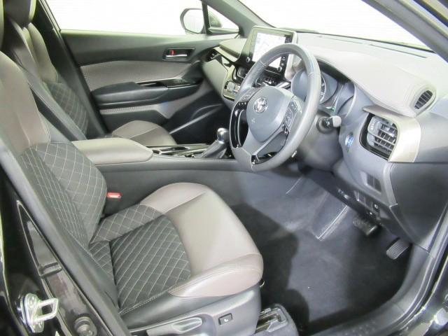 Ｃ－ＨＲ Ｇ　衝突軽減　ＥＳＣ　キーレスエントリー　ＬＥＤライト　Ｂカメ　盗難防止システム　ナビ＆ＴＶ　ワンオ－ナ－　地デジ　オートクルーズコントロール　スマートキー　アルミホイール　フルオートエアコン　ＡＢＳ（9枚目）