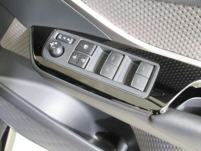 Ｃ－ＨＲ Ｇ　衝突軽減　ＥＳＣ　キーレスエントリー　ＬＥＤライト　Ｂカメ　盗難防止システム　ナビ＆ＴＶ　ワンオ－ナ－　地デジ　オートクルーズコントロール　スマートキー　アルミホイール　フルオートエアコン　ＡＢＳ（10枚目）