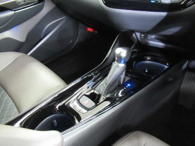 Ｃ－ＨＲ Ｇ　衝突軽減　ＥＳＣ　キーレスエントリー　ＬＥＤライト　Ｂカメ　盗難防止システム　ナビ＆ＴＶ　ワンオ－ナ－　地デジ　オートクルーズコントロール　スマートキー　アルミホイール　フルオートエアコン　ＡＢＳ（23枚目）