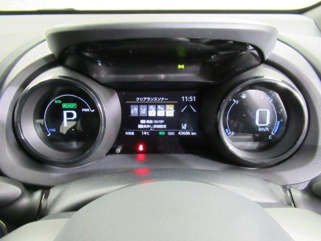ヤリス ハイブリッドＺ　ＰＣＳ　ＡＷ　Ｂカメラ　ＬＥＤランプ　スマキー　ＥＴＣ付き　ＶＳＣ　パワステ　クルコン　カーテンエアバック　キーフリー　ＡＢＳ　イモビ　エアコン　エアバッグ　デュアルエアバック（17枚目）