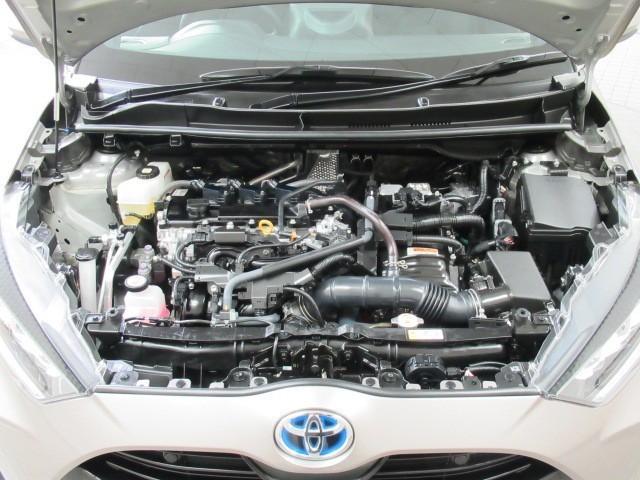 ヤリス ハイブリッドＺ　ＰＣＳ　ＡＷ　Ｂカメラ　ＬＥＤランプ　スマキー　ＥＴＣ付き　ＶＳＣ　パワステ　クルコン　カーテンエアバック　キーフリー　ＡＢＳ　イモビ　エアコン　エアバッグ　デュアルエアバック（34枚目）