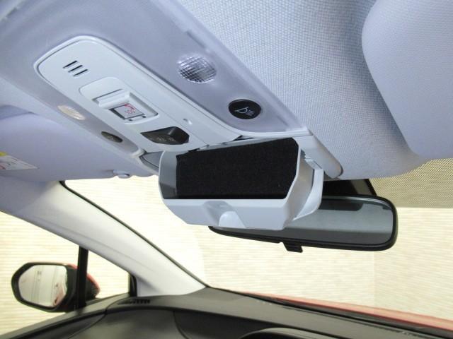プリウスPHV Sセーフティパッケージ AC100V クルコン Bカメラ LEDヘッドライト スマ-トキ- AAC ETC アルミホイール キーレス 横滑り防止装置 イモビ サイドエアバック プリクラッシュS ワンオ-ナ-(24枚目)