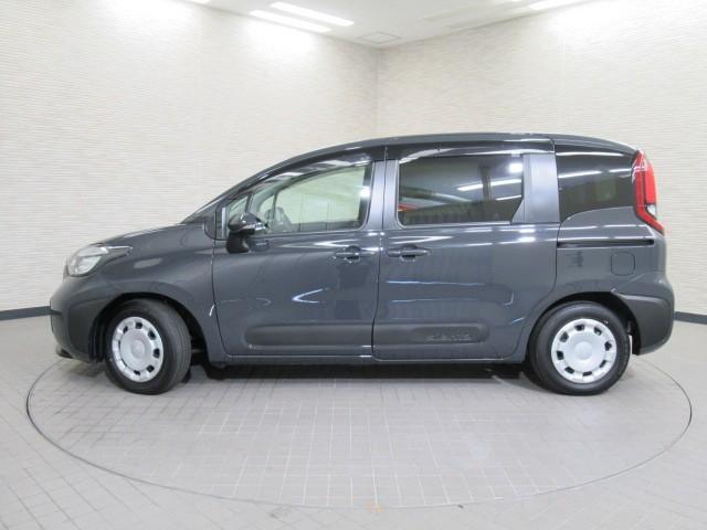 シエンタ Ｇ　ウェルキャブ　Ｇ　ウェルキャブ　助手席ターンチルトシート　ディスプレイオーディオ　全周囲カメラ　フルセグ　ＬＥＤヘッドライト　衝突被害軽減ブレーキ　ペダル踏み間違い急発進制御装置　ブラインドスポットモニター（5枚目）