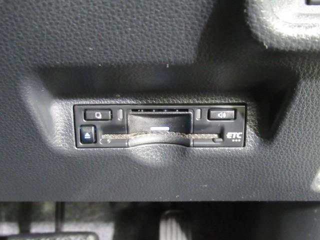 シエンタ Ｇ　ウェルキャブ　Ｇ　ウェルキャブ　助手席ターンチルトシート　ディスプレイオーディオ　全周囲カメラ　フルセグ　ＬＥＤヘッドライト　衝突被害軽減ブレーキ　ペダル踏み間違い急発進制御装置　ブラインドスポットモニター（12枚目）