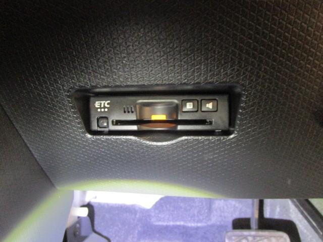 タント カスタムＲＳ　両側パワスライドドア　ＩＳＴＯＰ　地デジフルセグ　ＥＴＣ付き　クルーズコントロール　メモリーナビゲーション　ナビＴＶ　ＡＡＣ　ＬＥＤライト　ＤＶＤ　サイドエアバッグ　キーフリー　セキュリティ　ＰＷ（12枚目）