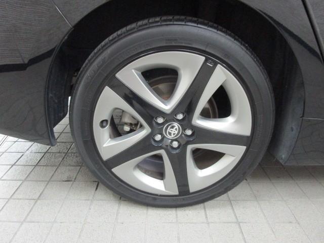 プリウス Sツーリングセレクション エアバック 1オーナー車 Bモニ LEDヘッド イモビ オートクルーズ 横滑り防止 サイドエアバック ETC スマートキー メモリ-ナビ 助手席エアバック ナビTV ABS AW フルオートエアコン(7枚目)