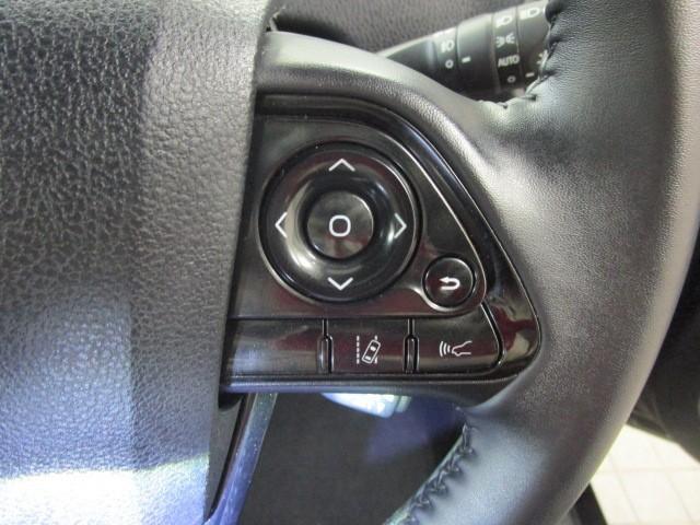 プリウス Sツーリングセレクション エアバック 1オーナー車 Bモニ LEDヘッド イモビ オートクルーズ 横滑り防止 サイドエアバック ETC スマートキー メモリ-ナビ 助手席エアバック ナビTV ABS AW フルオートエアコン(14枚目)