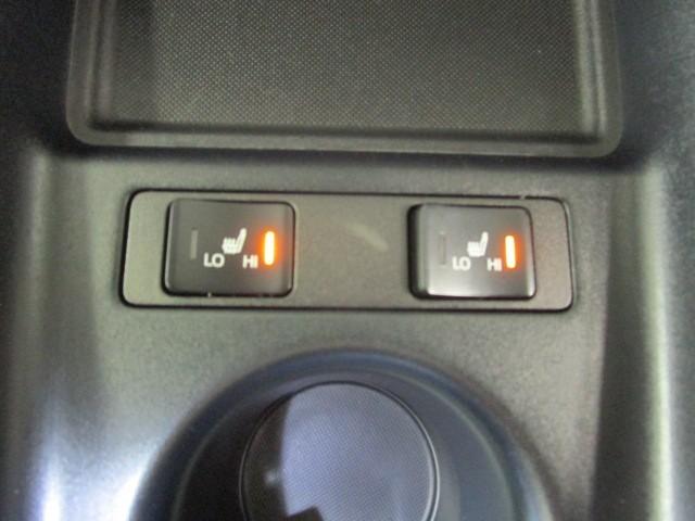 プリウス Sツーリングセレクション エアバック 1オーナー車 Bモニ LEDヘッド イモビ オートクルーズ 横滑り防止 サイドエアバック ETC スマートキー メモリ-ナビ 助手席エアバック ナビTV ABS AW フルオートエアコン(16枚目)