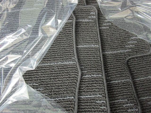 プリウス Sツーリングセレクション エアバック 1オーナー車 Bモニ LEDヘッド イモビ オートクルーズ 横滑り防止 サイドエアバック ETC スマートキー メモリ-ナビ 助手席エアバック ナビTV ABS AW フルオートエアコン(24枚目)